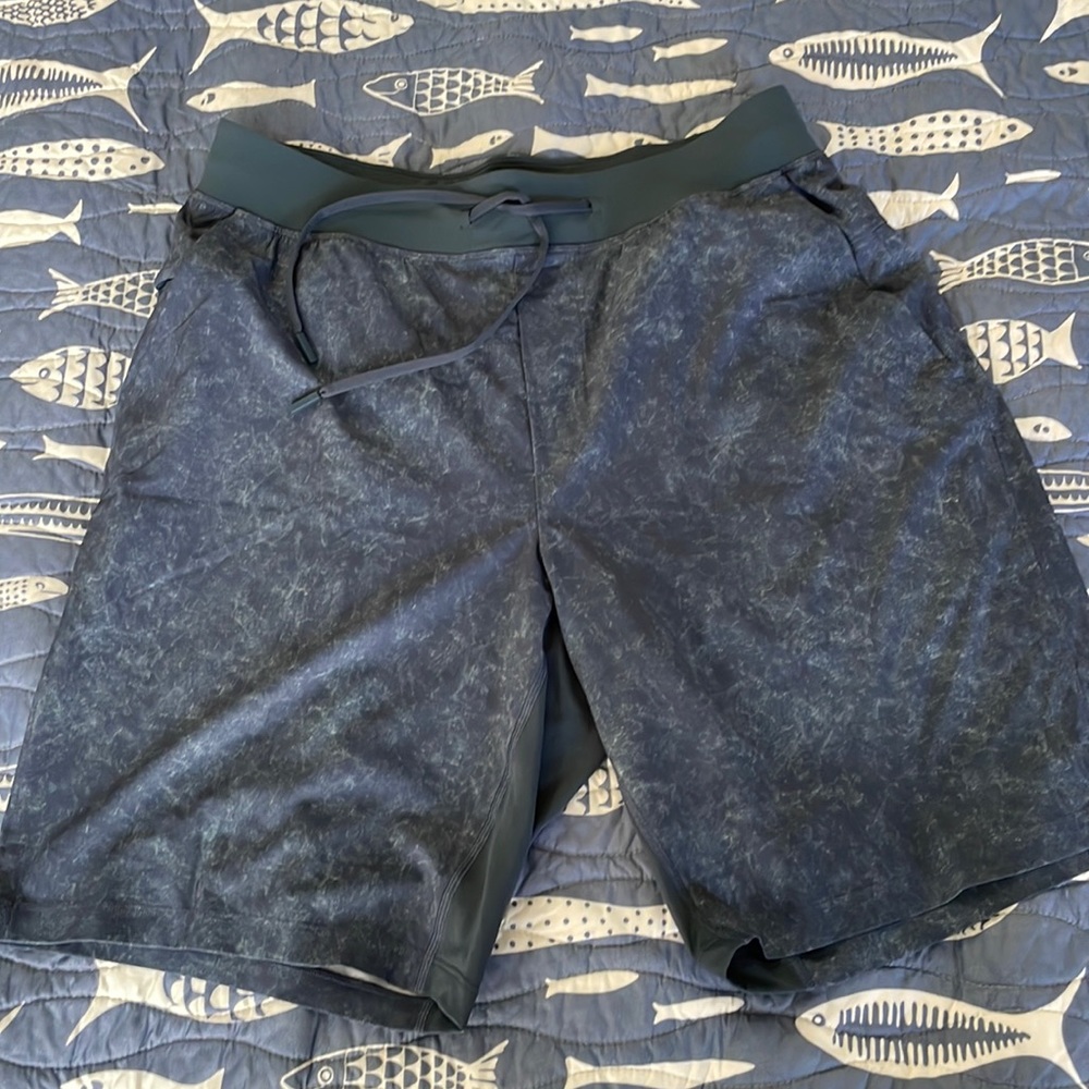 Lululemon 9inch shorts